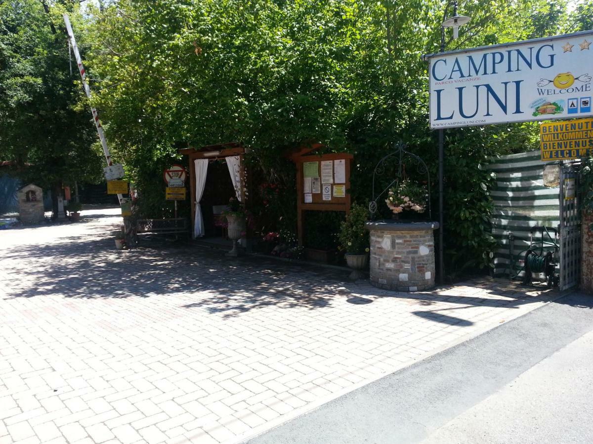 Camping Luni Marina di Massa Ngoại thất bức ảnh